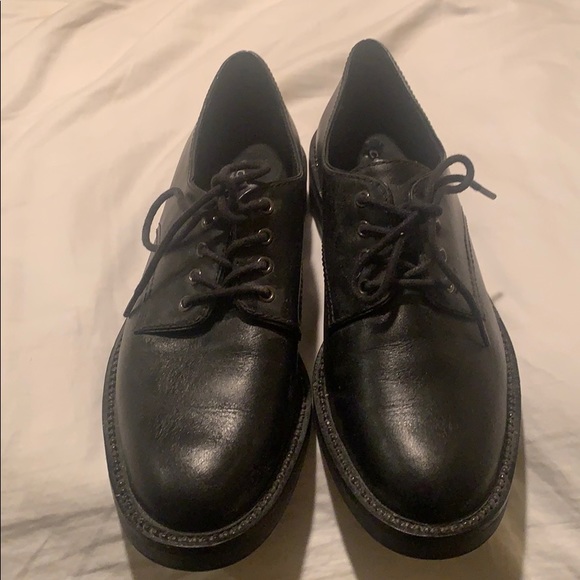 Coach Leather Shoes - Picture 1 of 7